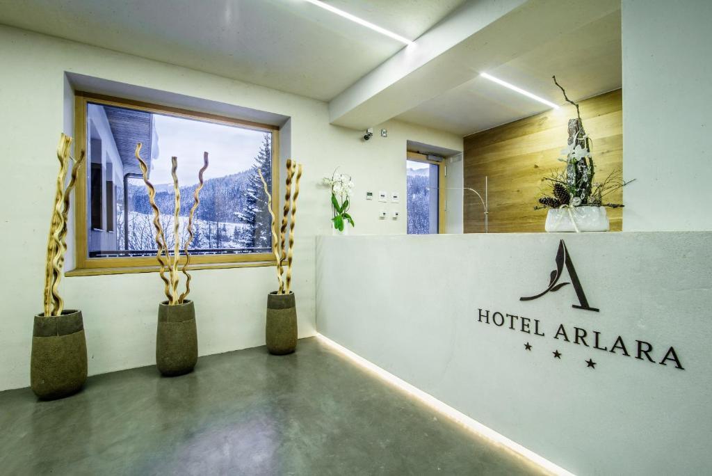 Hotel Arlara Corvara In Badia Kültér fotó